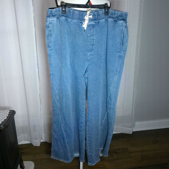 aerie Pants - AERIE NWT Pull-On w/ Draw String Blue Wide Leg Soft Jeans XXL